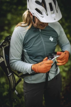 Hestra Bike Long Sr. 5-finger 21 Hestra Bike Long Sr. 5-finger -Hestra 307 35bf7da842 39880 510 1 original