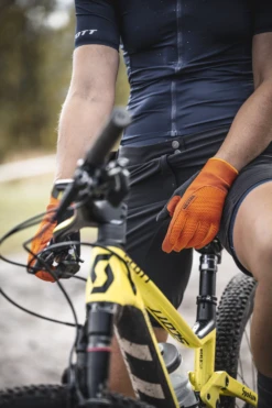 Hestra Bike Long Sr. 5-finger 17 Hestra Bike Long Sr. 5-finger -Hestra 307 4a7a27b54a 39880 510 1 4 original