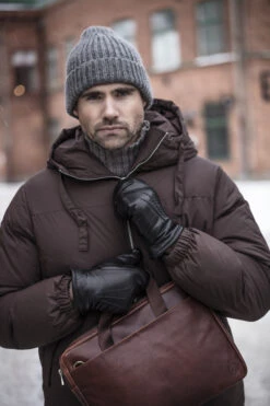 Hestra Wilson -Hestra 445 d56e47672c e1a2343 original