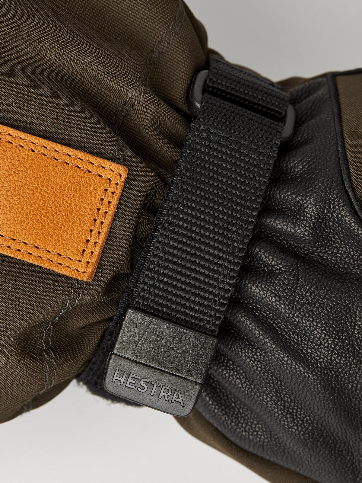 Hestra Highland Mitt 4 Hestra Highland Mitt - Image 2