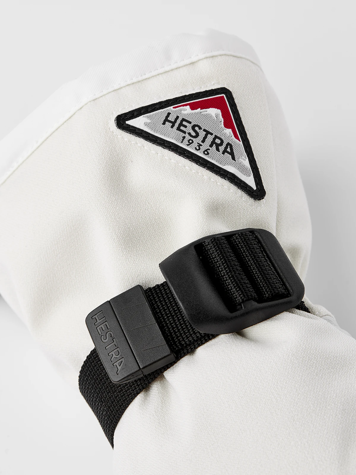 Hestra Powder Gauntlet Mitt 5 Hestra Powder Gauntlet Mitt - Image 3