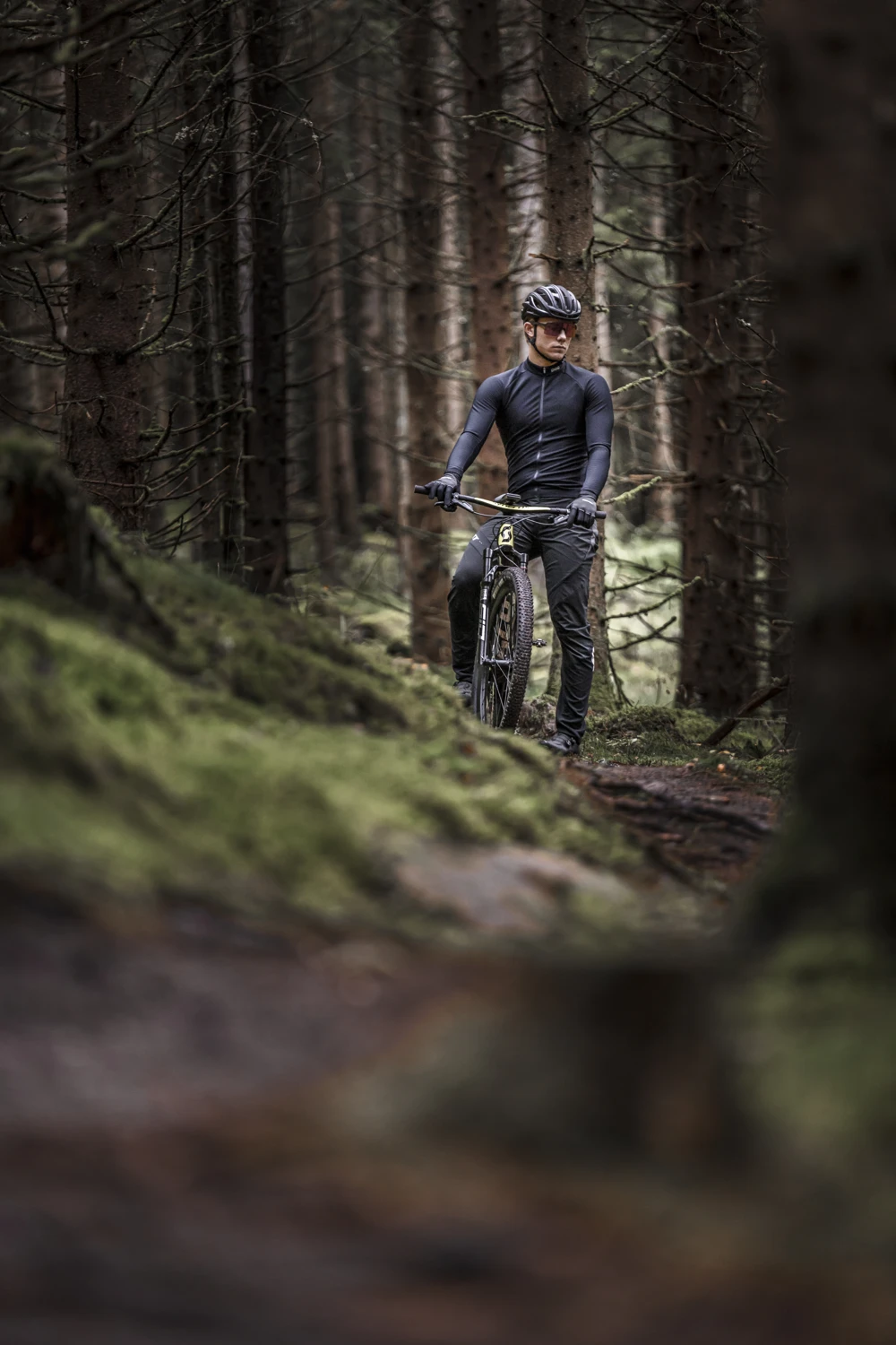 Hestra Bike Reflective Long 5-finger 4 Hestra Bike Reflective Long 5-finger - Image 2