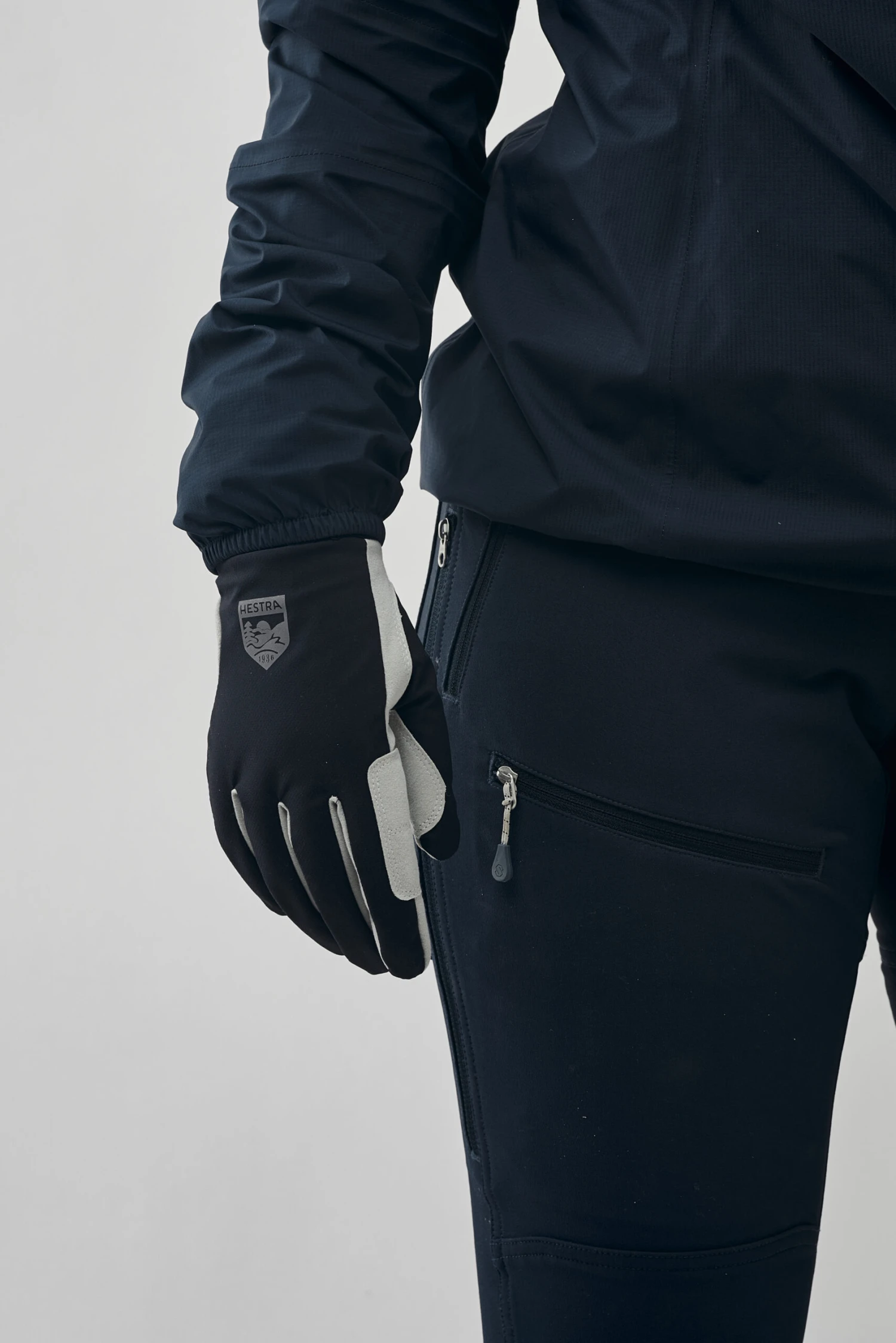 Hestra Tactility Pull Over 5-finger 13 Hestra Tactility Pull Over 5-finger - Image 11