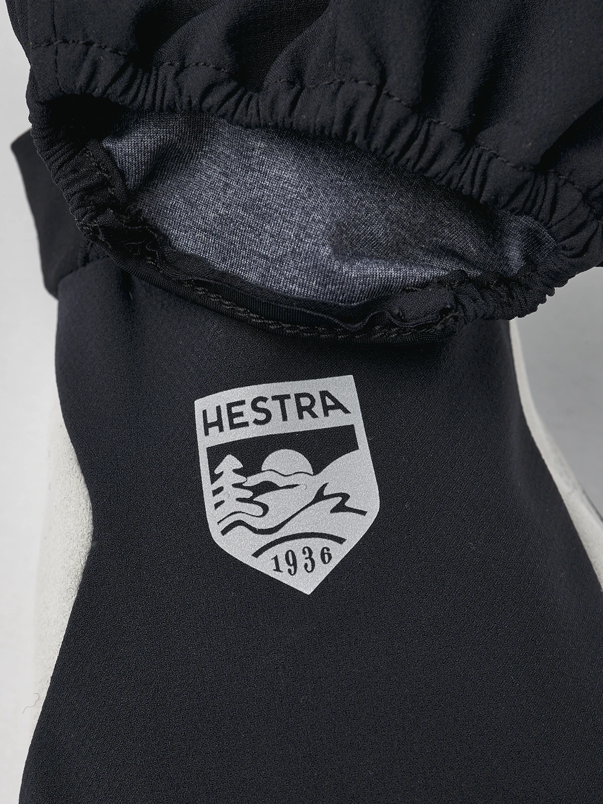 Hestra Tactility Pull Over 5-finger 9 Hestra Tactility Pull Over 5-finger - Image 7