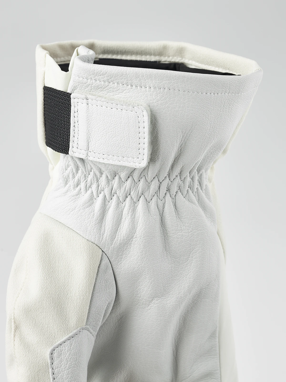 Hestra Powder Short 5-finger 5 Hestra Powder Short 5-finger - Image 3